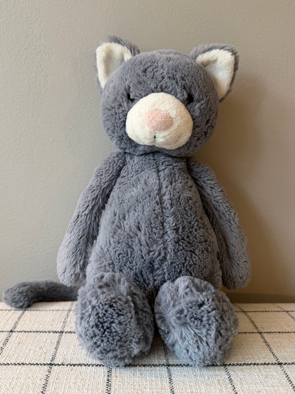 NWT Jellycat Bashful Kitten Gray Soft Fluffy Collectible